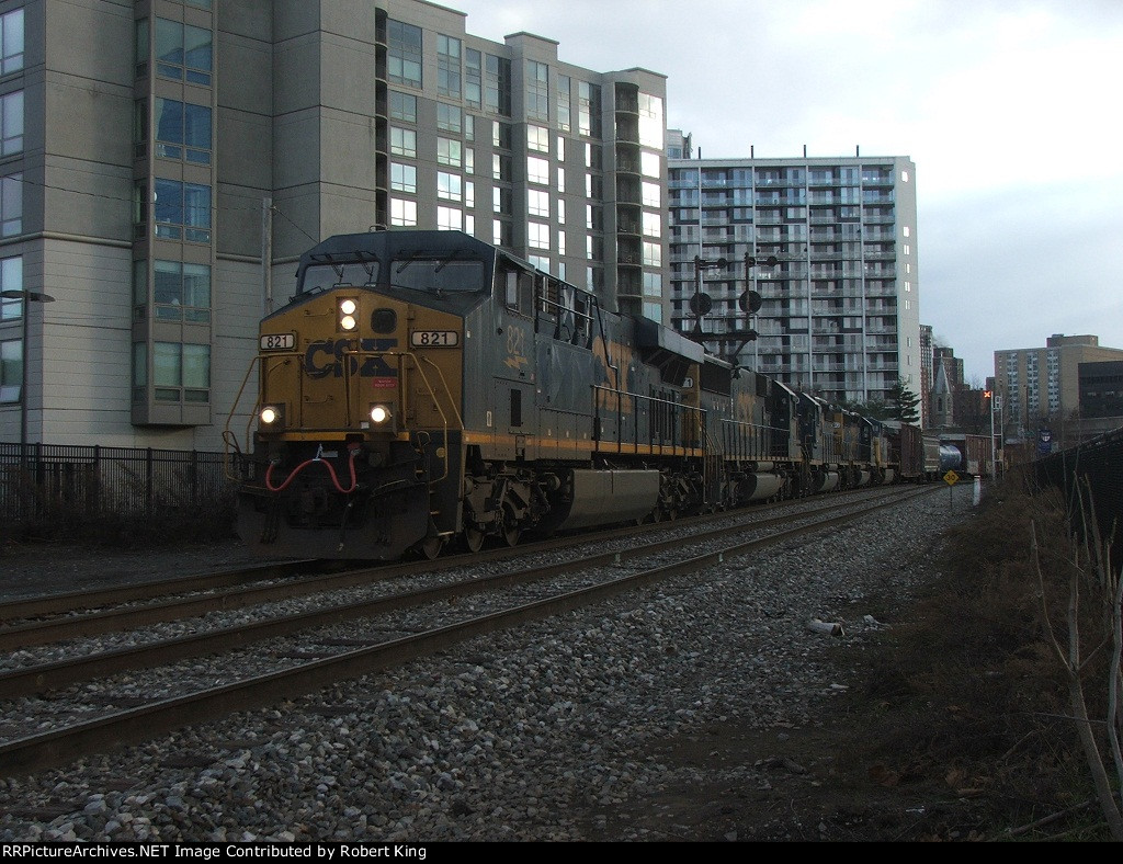 CSX 821 Q438